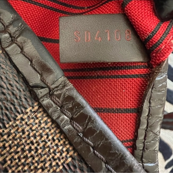 Louis Vuitton Neverfull GM - Picture 12 of 13